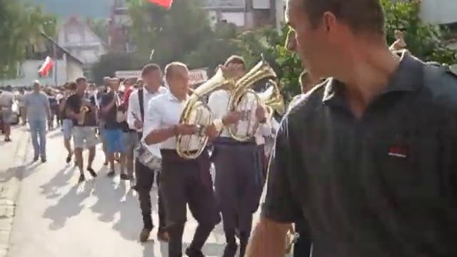 Гуча, Драгачевски сабор трубача, Дефиле 3 смотреть онлайн