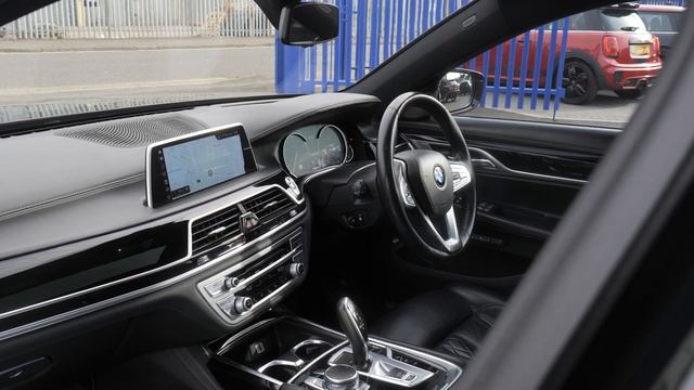 BMW 7 SERIES 3.0 740d M Sport Saloon 4dr Diesel Auto xDrive Euro 6 (s/s) (320 ps) - 2016 смотреть онлайн