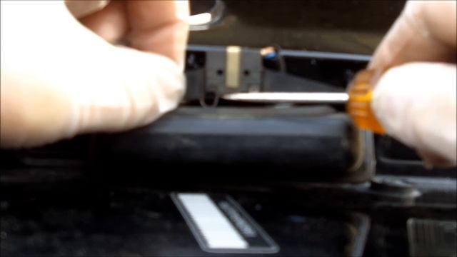 BMW trunk lid button repair. SUPER EASY! смотреть онлайн