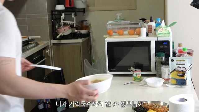 믿고 먹는 백종원쌤 요리! 강식당2 김치밥이 피오씁니다 만들기 смотреть онлайн
