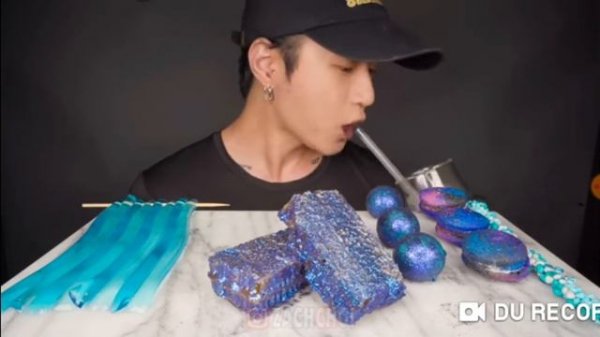 хрустящая еда asmr