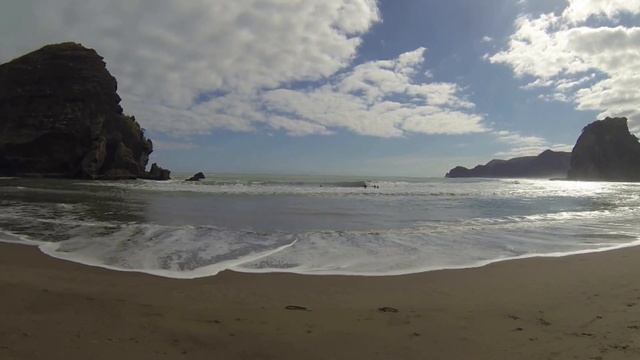 Очарованный Странник #16 // Piha Beach, Новая Зеландия // Кругосветное Путешествие смотреть онлайн