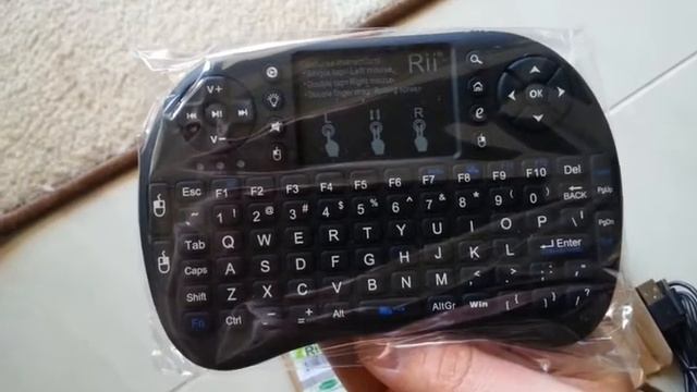 Rii i8+ Multi - function 2.4GHz Wireless Keyboard [GEARBEST] смотреть онлайн