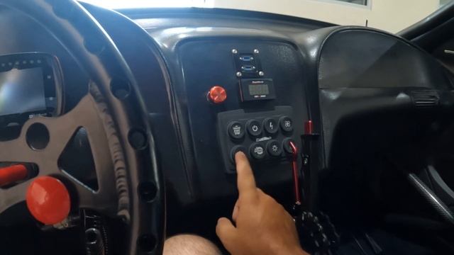 We remove the roof wrap from vecna and peel the paint! смотреть онлайн