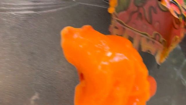 Smashers Light-Up Dino T-Rex with Lava Slime Surprise Egg смотреть онлайн