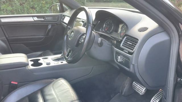 Volkswagen Touareg 3.0 TDI V6 Altitude Tiptronic 4WD (s/s) 5dr - Gear One Cars смотреть онлайн