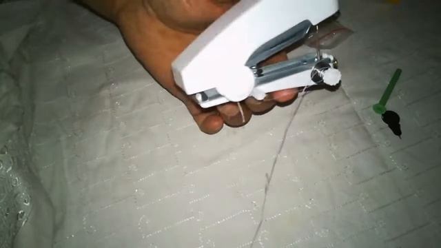 Mini Handheld Sewing Machine | Mini Stapler Sewing Machine смотреть онлайн