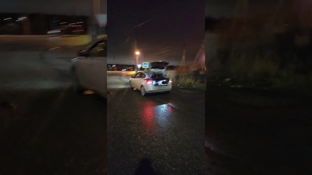 2×15 эстрадных сабвуфера в полке ) и всего 600 ватт смотреть онлайн