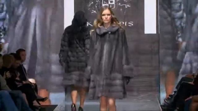 Nafa's Gala Fur Show смотреть онлайн