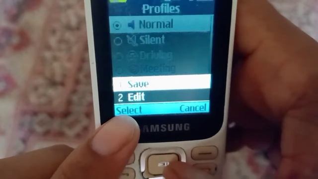 How to increase the Ringtone Volume on Sumsung keypad mobile me Awaz kaise badhaye смотреть онлайн