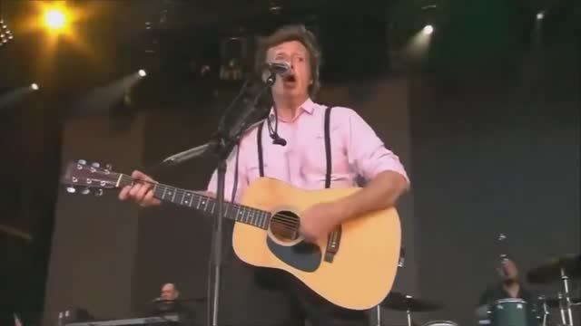 Paul McCartney & Wings - Mrs  Vandebilt