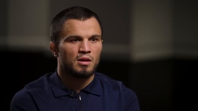 Интервью в преддверии боя с Умаром Нурмагомедовым смотреть онлайн