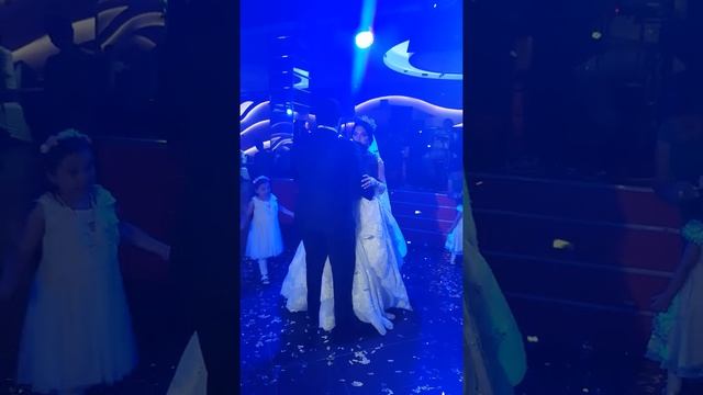 Первый танец малодых.Адоля и рамина смотреть онлайн