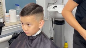 Детская стрижка для мальчика с пробором. Haircut for a boy.#стрижкадетская #boyhaircutting
