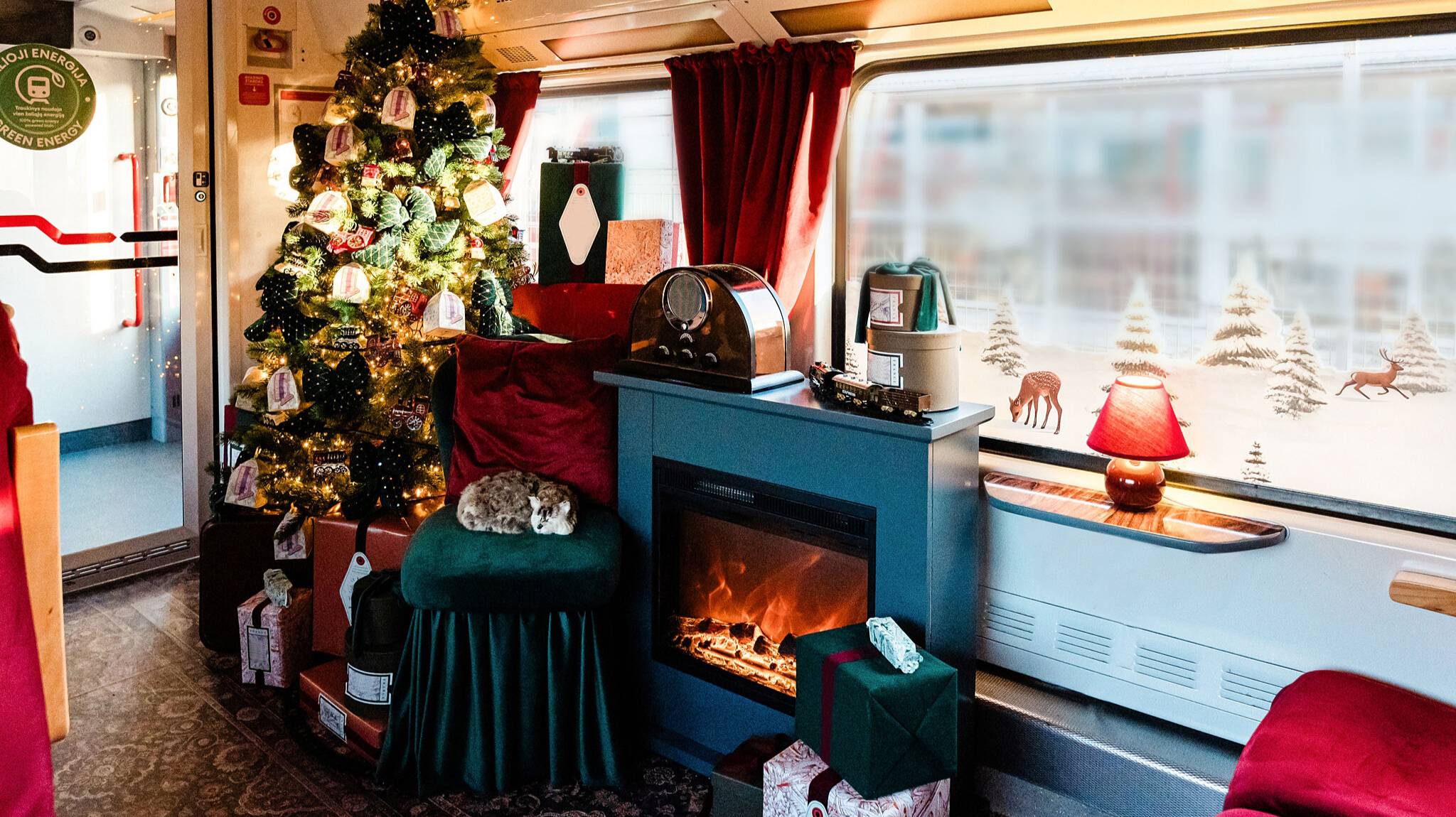 рождественский поезд из Вильнюса в Ригу. Christmas train from Vilnius to Riga смотреть онлайн