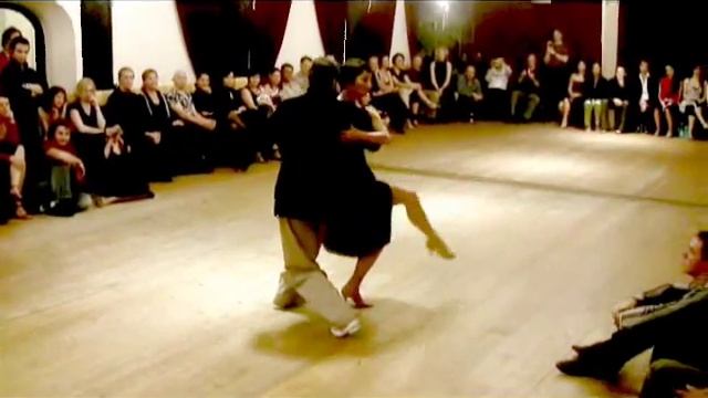 Murat & Michelle in Biezenmortel, Holland, Vieja Luna смотреть онлайн