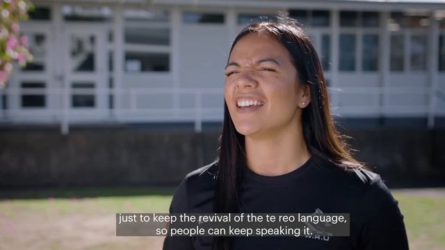 Te Wiki o te Reo Māori - Stacey Fluhler смотреть онлайн