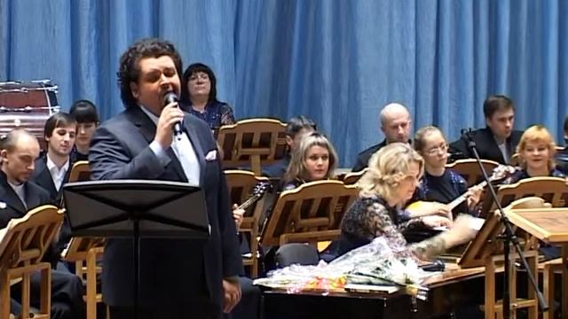 Баснер, Матусовский. Романс "Белой акации гроздья душистые", из к/ф "Дни Турбиных", поет А. Киселёва смотреть онлайн