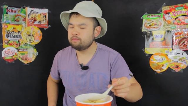 Spicy Noodles by Unif | The Noodle Hunter смотреть онлайн