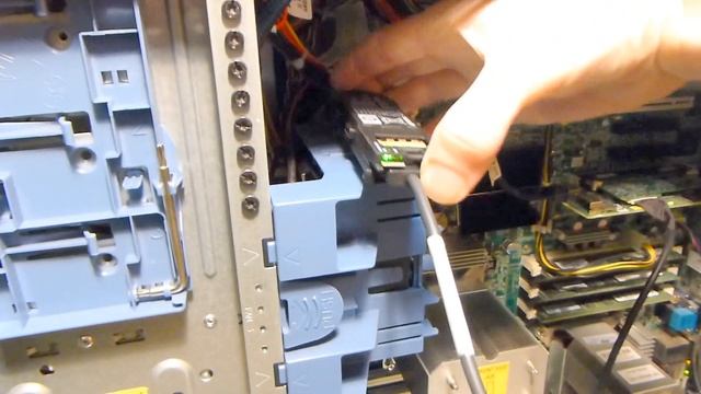 HP ML150G6 - How to install Battery kit HP 512MB P-410 Series BBWC in HP ML150G6 server? смотреть онлайн