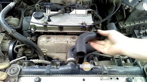 Замена верхнего патрубка радиатора Мицубиси Каризма колхоз вариант