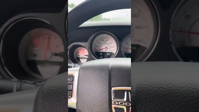 Dodge Challenger 2013 год.