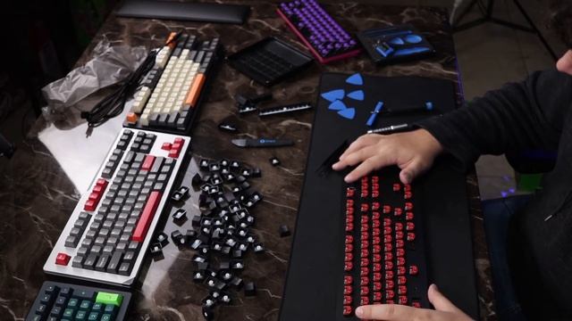 Modding The Razer Huntsman V2 TKL | Razer Did Not Want Me To Open This Keyboard
