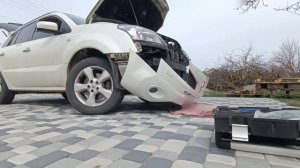 Як зняти передній бампер Рено Колеос 2008