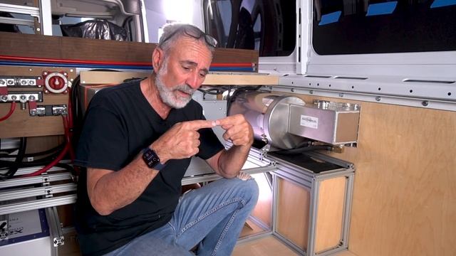 Make hot water in your van, while you drive! смотреть онлайн