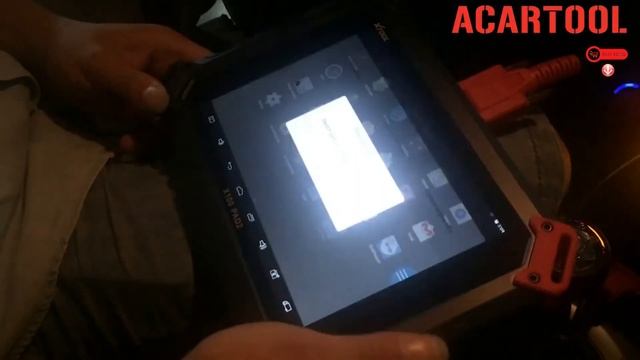 XTOOL Auto Key Programmer| XTOOL X100 PAD2 Pro Car OBD2 Key Programmer | Diagnostic Auto Scanner смотреть онлайн