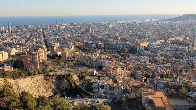 Barcelona areal view, MUHBA Turó de la Rovira смотреть онлайн