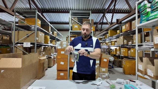 Поставка FBO на Ozon: как начать продавать с нуля? Полное руководство для новичков смотреть онлайн