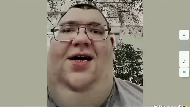 булочка с сосискою чай бутерброд - мем,оригинал смотреть онлайн