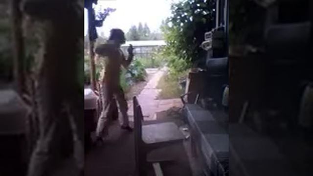 Пранк, Маша подсунула Лере соль место сахара в чай😂😂😂😂😂😂😂😂 смотреть онлайн