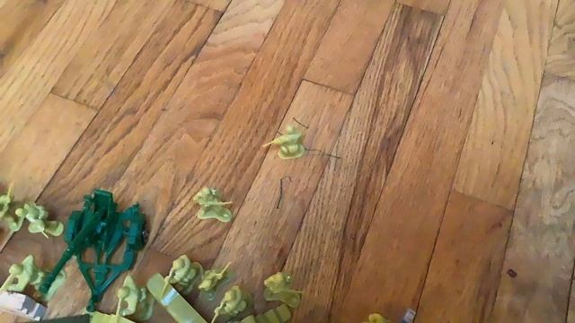 Front Lines Army Men Brigade! : The Green vs the Tan brigades! смотреть онлайн