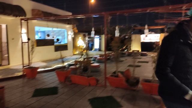Chaye Takka Tak @ Gulistan e Johar Karachi - An Open Air Tea Cafe смотреть онлайн