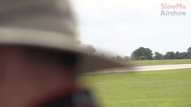 RAF Raytheon Sentinel landing - SlowMoAirshow смотреть онлайн