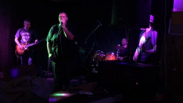 Riff Raff, i predict a riot