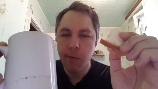 АСМР ИТИНГ. КУШАЮ БУТЕРБРОДЫ С СЫРОМ И ПЬЮ ЧАЙ смотреть онлайн