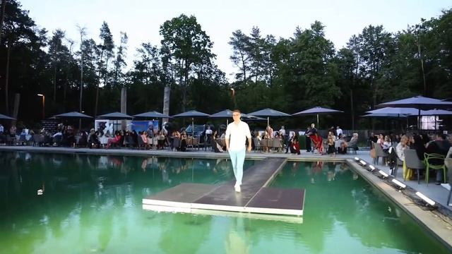 FASHION OPEN AIR BY ANDRE TAN у Луцьку смотреть онлайн