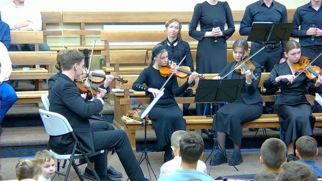 // Вижу чудеса я в каждом дне...// Скрипичный ансамбль// г.Краснодар 2024г смотреть онлайн