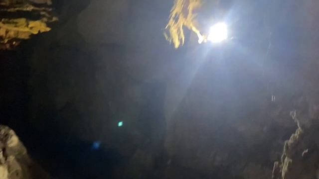 Абхазия/Новоафонская пещера/Монастырь/Железнодорожная станция Псырцха. смотреть онлайн