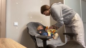 ПОПАЛИ В ТРЕШ САЛОН ПОШЛИ ПРОКАЛЫВАТЬ УШИ РЕБЕНКУ РЕБОРНУ ЕСЕНИИ ХОТЕЛИ СЕРЕЖКИ А ПОЛУЧИЛИ ТРАВМУ 💩