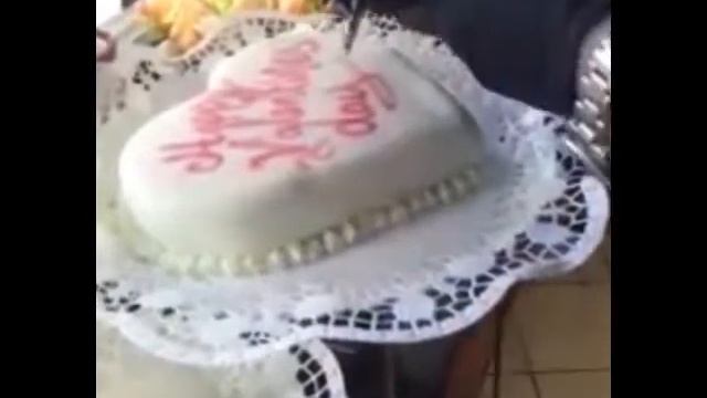 Airbrush Torte Aibrushtorte zum Valentinstag Präsent Geschenk Torte смотреть онлайн