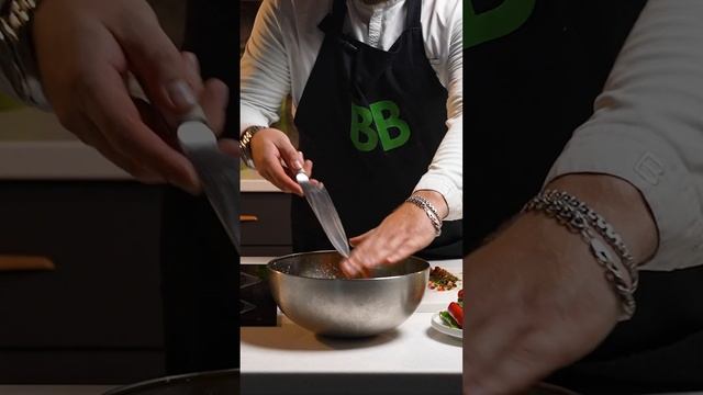 Необычная закуска из манго! Дарим призы за повторение рецепта #вкусвилл #гурманго смотреть онлайн