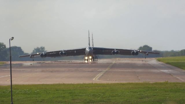 Boeing B-52 Stratofortress Take Off From RAF Fairford