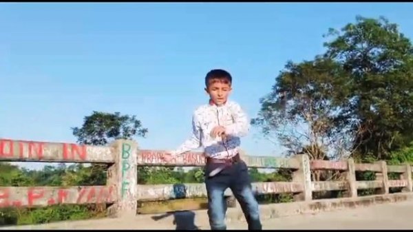 Cover dance :Tan tana tan tan tan Tara by Rohan Sapkota .