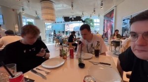 ЭВЕЛОН ПЬЕТ ЧАЙ С ЗОЛОТОМ | ЭВЕЛОН КУШАЕТ В ДОРОГОМ РЕСТОРАНЕ