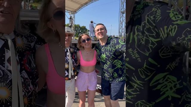 Вот кто поёт за всех артистов ))) Валерий Ярушин (ВИА Ариэль) и группа Мишель смотреть онлайн