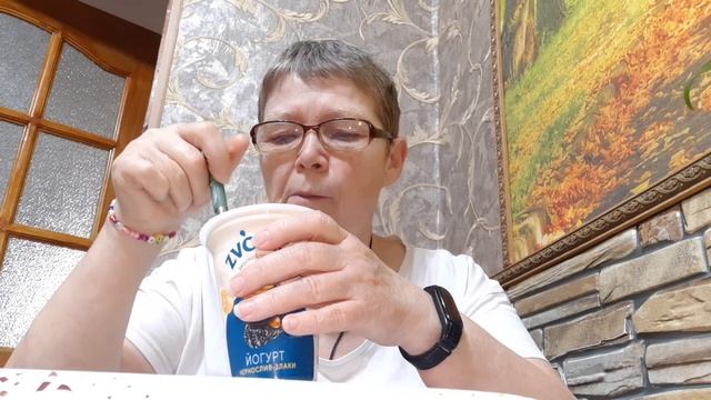 МУКБАНГ/ Завтрак- салат из капусты+йогурт 2% + зелёный чай...😋😋😋😋😋😋😋👍👍👍👍👍 смотреть онлайн